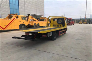 周家桥非事故拖车