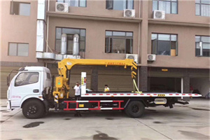 周家桥附近汽车轮胎更换