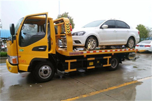 周家桥附近拖车救援24小时服务热线